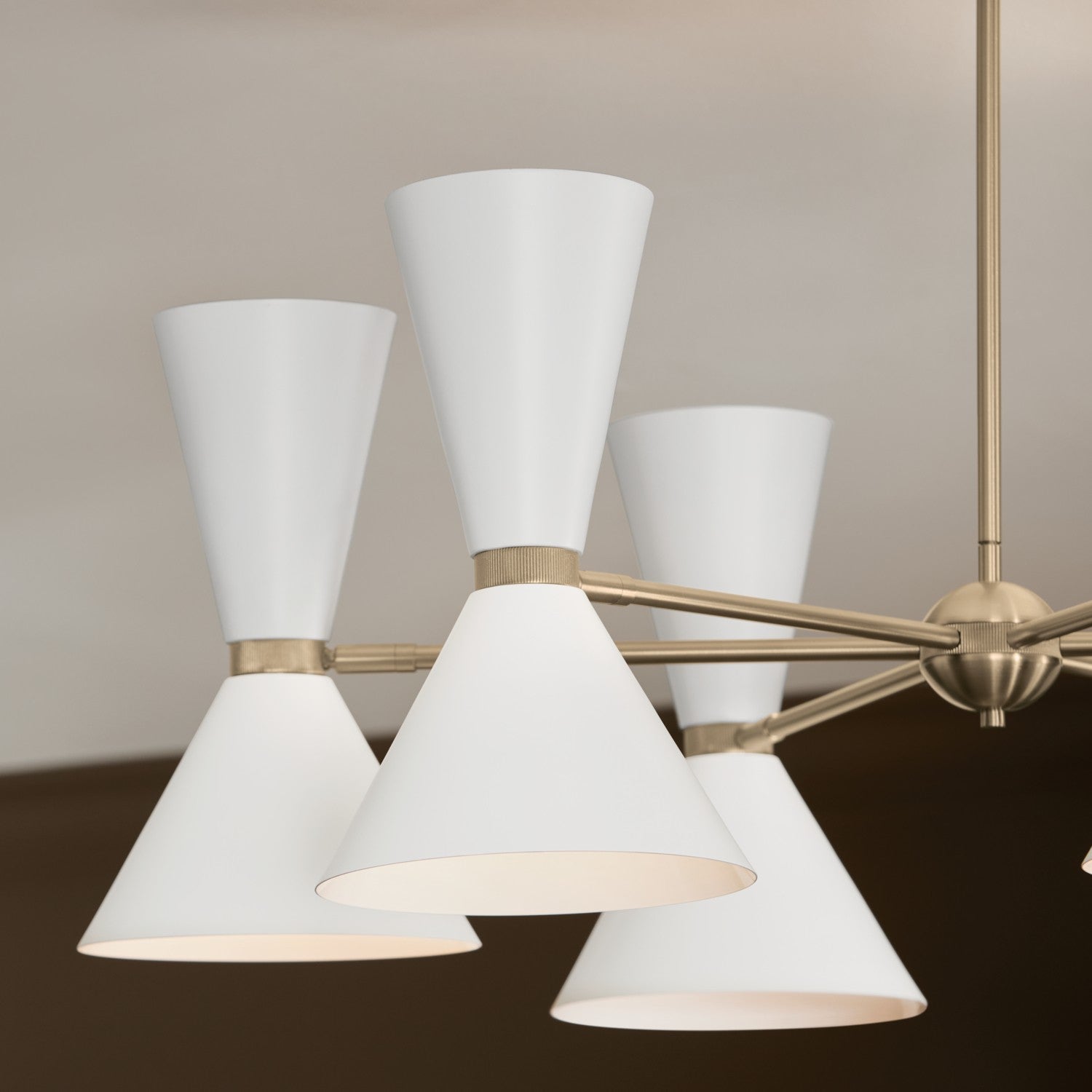 Kichler - 52566CPZWH - 12 Light Chandelier - Phix - Champagne Bronze