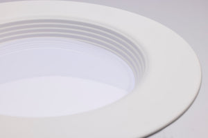 Satco - S11825R1 - LED Downlight - White