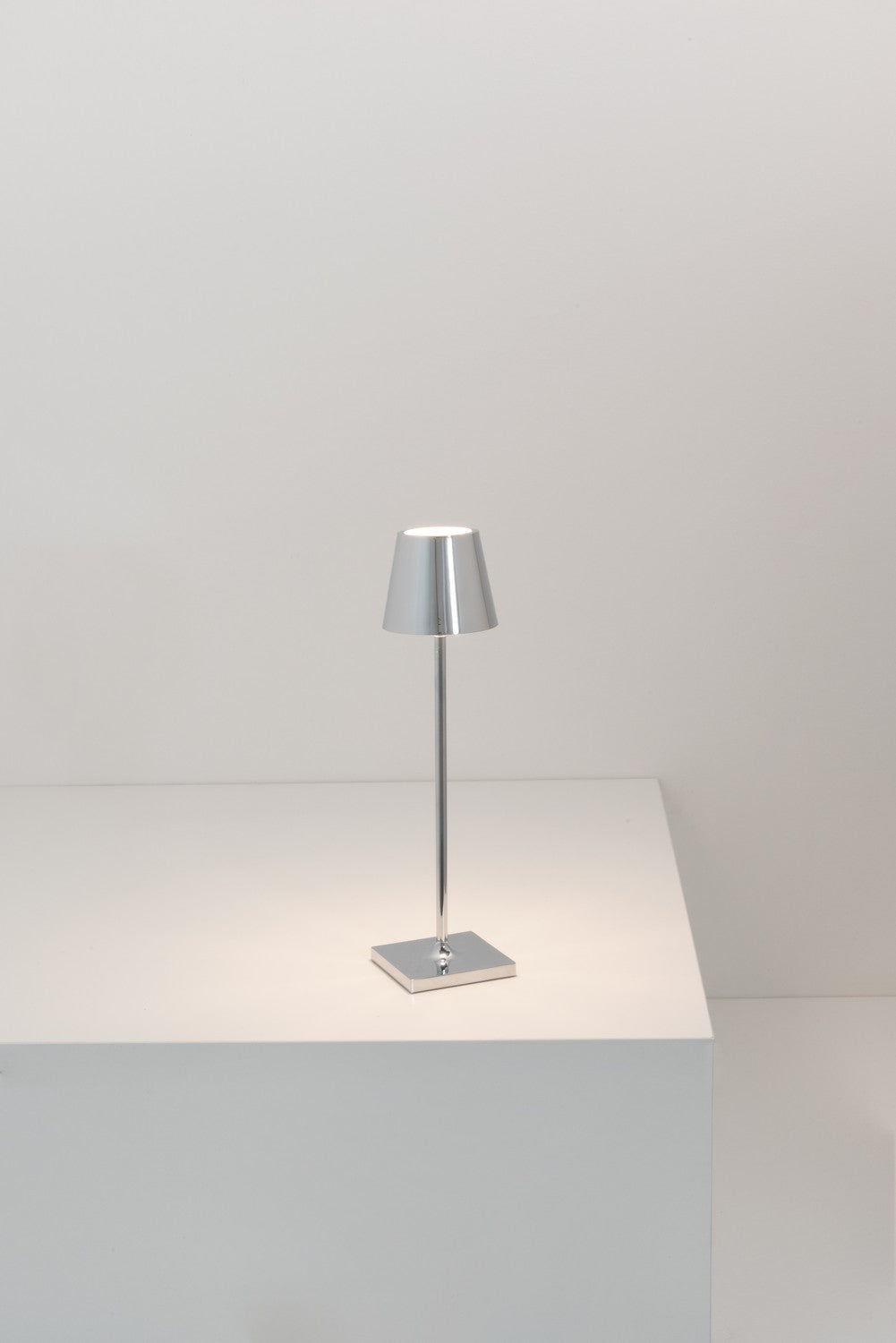 Zafferano - LD0490C3 - LED Table Lamp - Poldina - Chrome