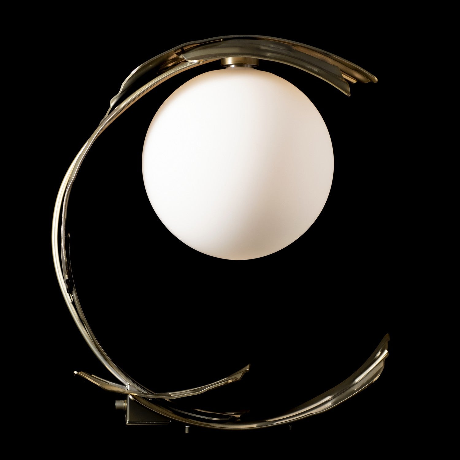 Hubbardton Forge - 272111-SKT-86-GG0761 - Crest Table Lamp - Crest - Modern Brass