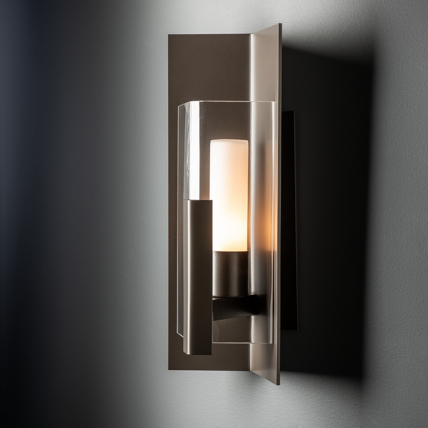 Hubbardton Forge - 302045-SKT-77-ZM0792 - One Light Outdoor Wall Sconce - Summit - Coastal Dark Smoke