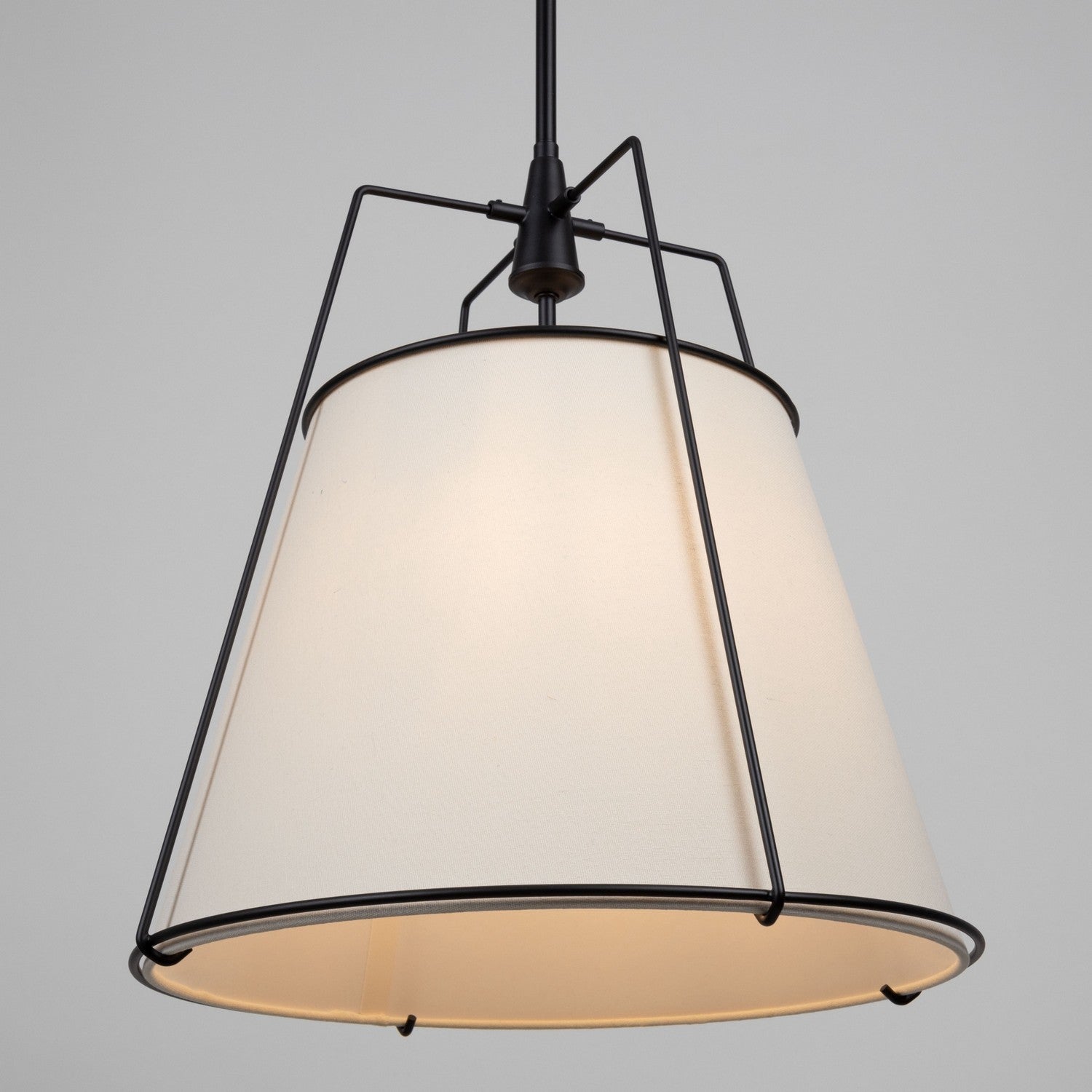 Artcraft - SC13363BK - Three Light Pendant - Pullman - Black