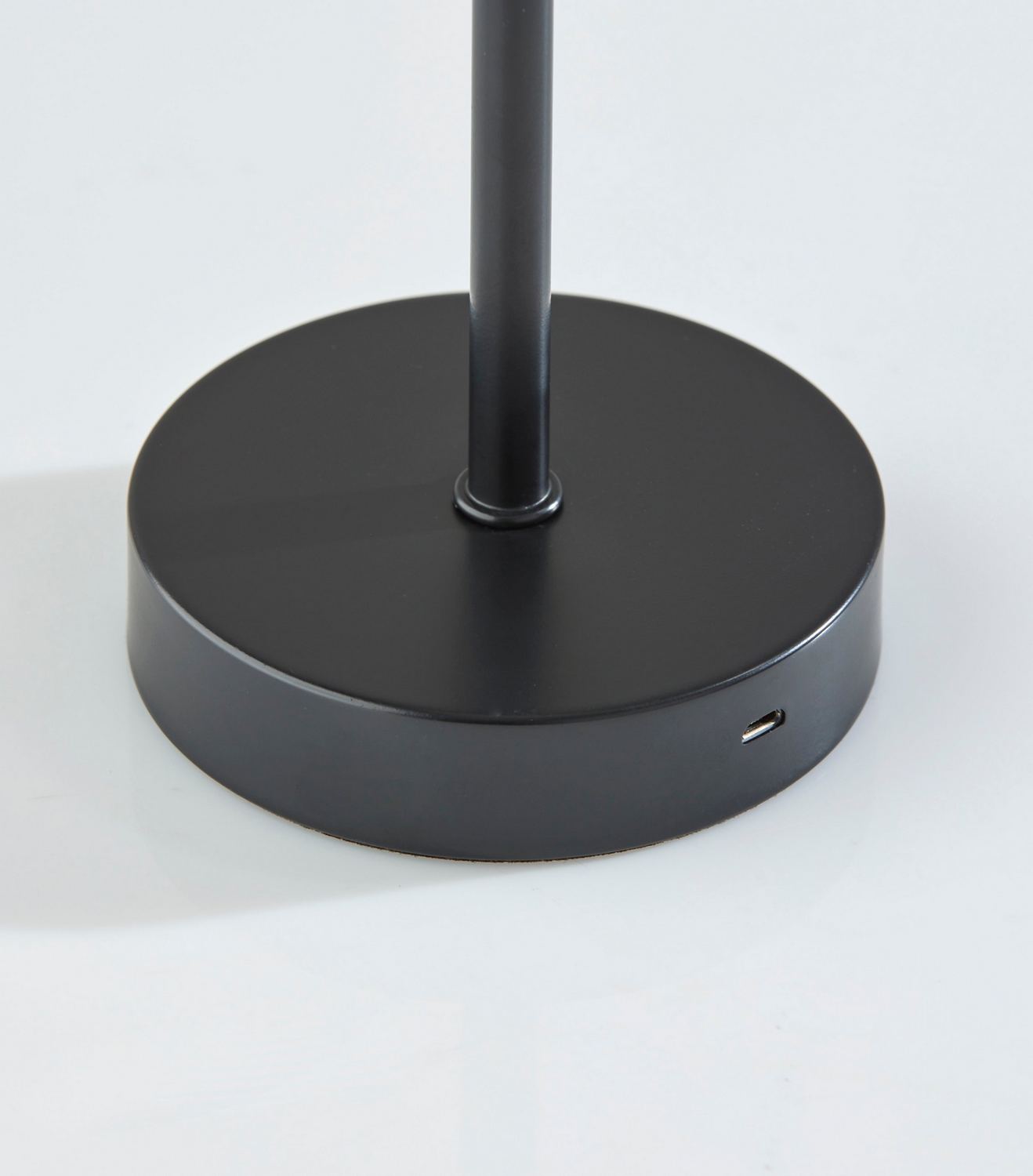 Adesso Home - 3079-01 - LED Table Lamp - Benji - Black