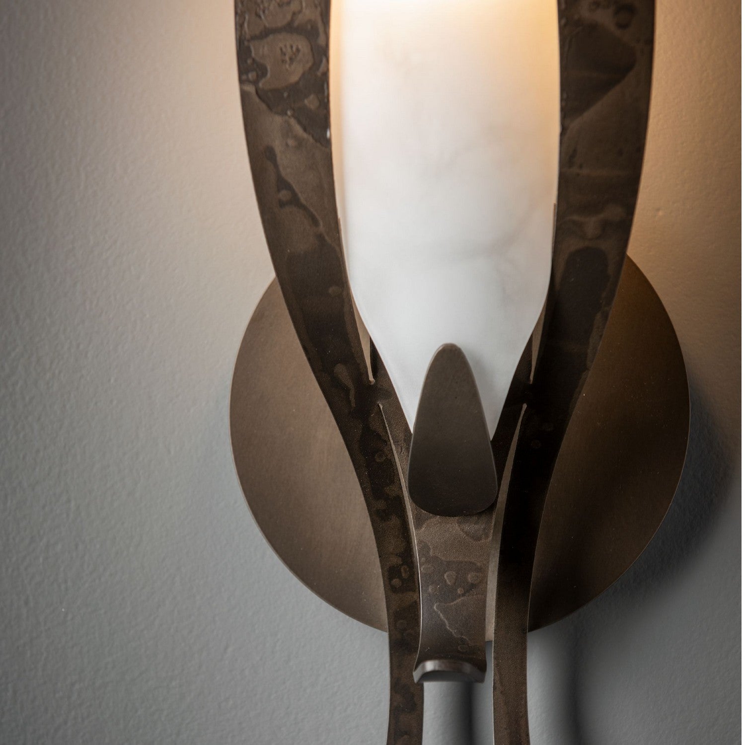 Hubbardton Forge - 201309-SKT-07-BB0823 - Parasol Sconce - Parasol - Dark Smoke