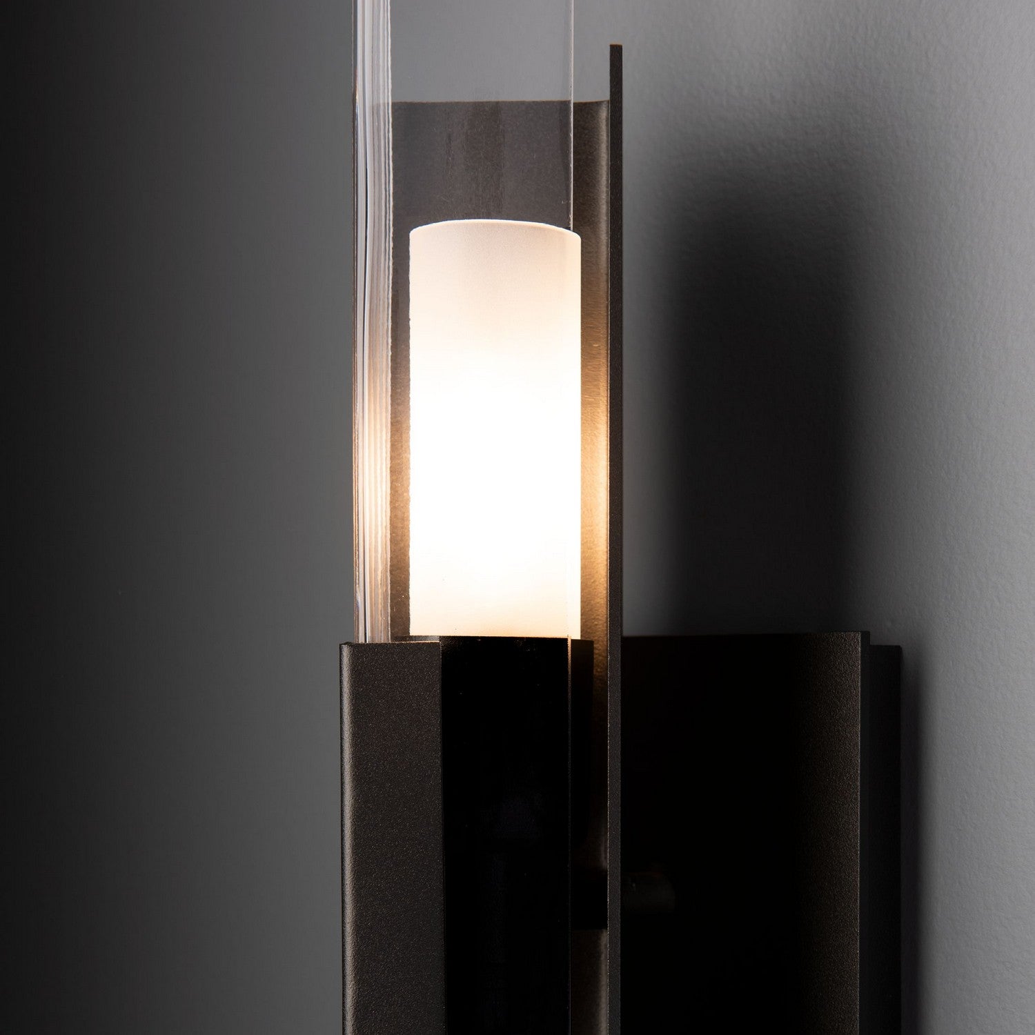 Hubbardton Forge - 202045-SKT-14-ZM0828 - Summit Sconce - Summit - Oil Rubbed Bronze