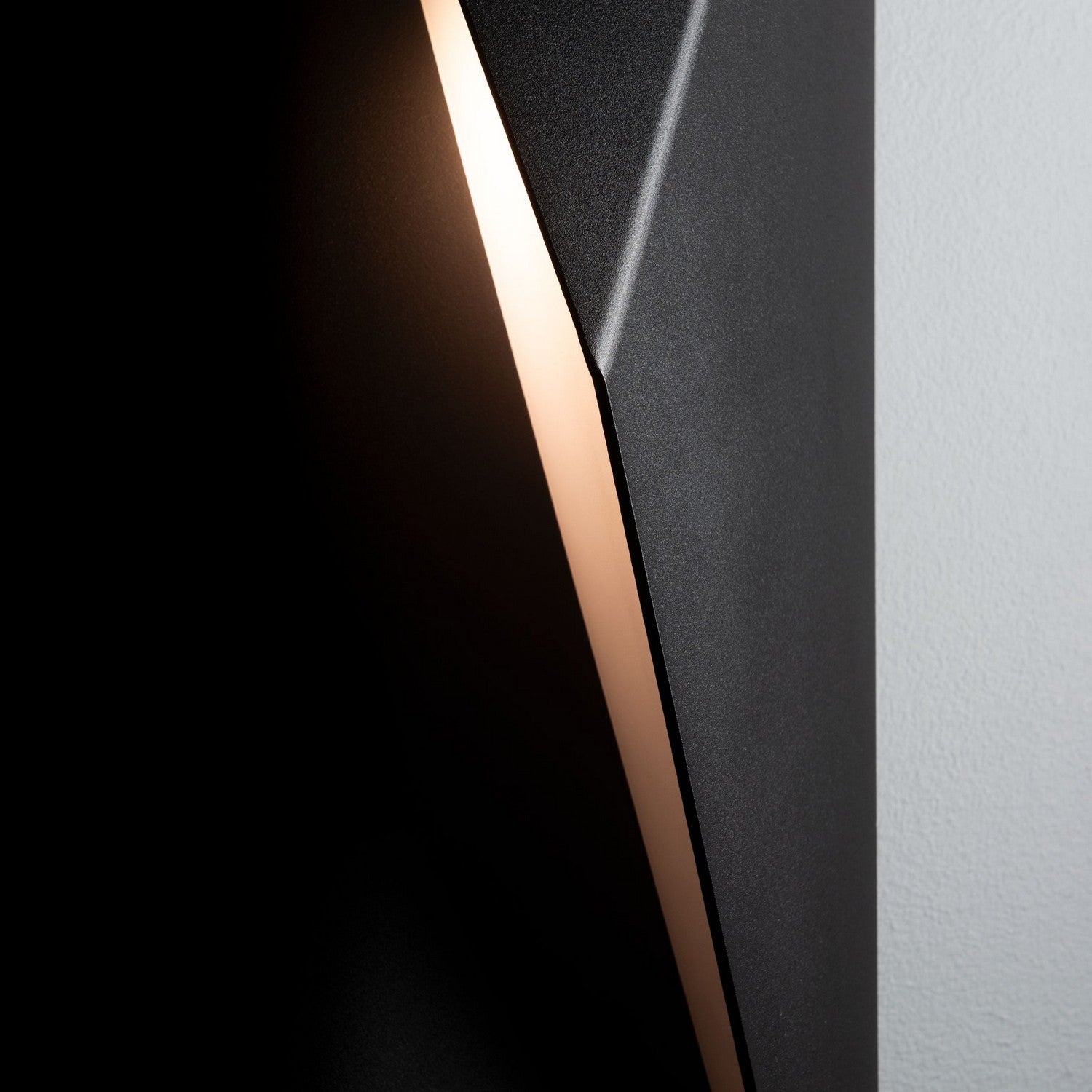 Hubbardton Forge - 302042-SKT-RGT-80 - Carbon Small Outdoor Sconce - Carbon - Coastal Black