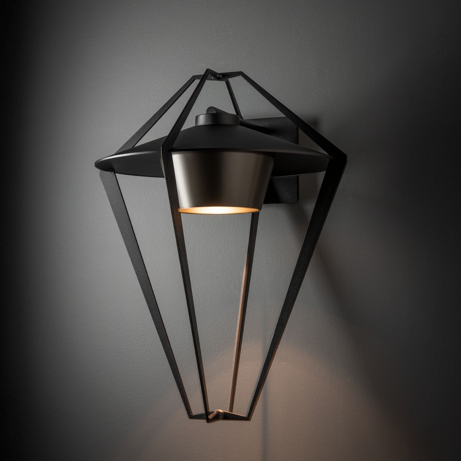Hubbardton Forge - 302654-SKT-80-77 - Stellar Large Dark Sky Friendly Outdoor Sconce - Stellar - Coastal Black