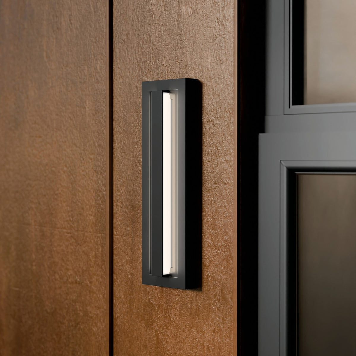 Arik Outdoor Wall Mount