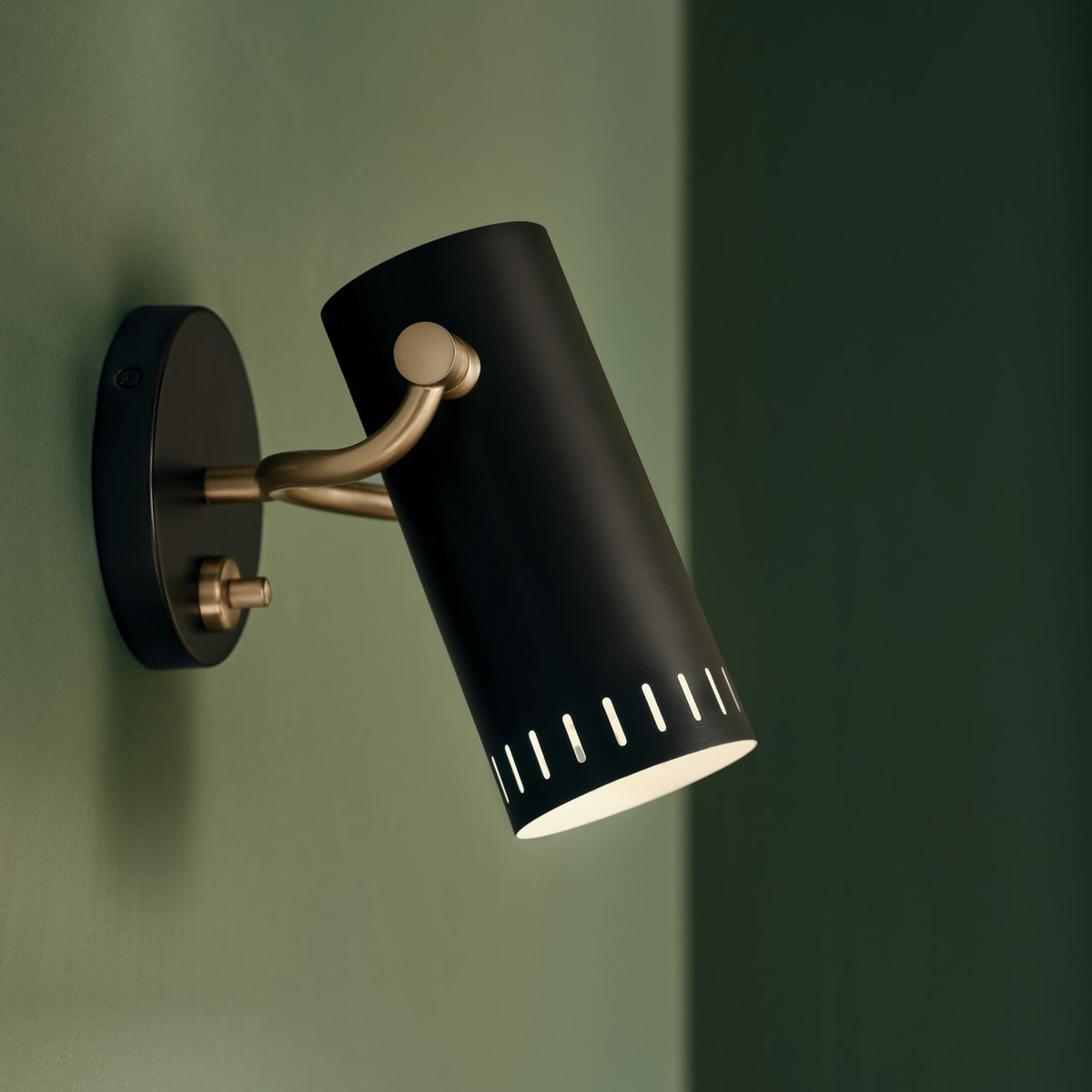 Ruehl Wall Sconce