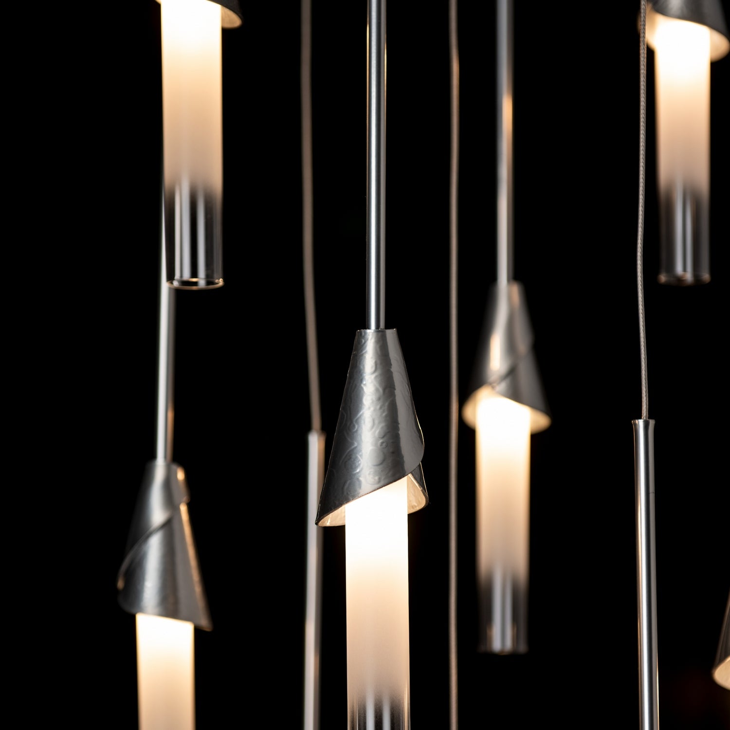 Hubbardton Forge - 131164-SKT-STND-85-WC0821 - Lilium 9-Light Round Pendant - Lilium - Sterling