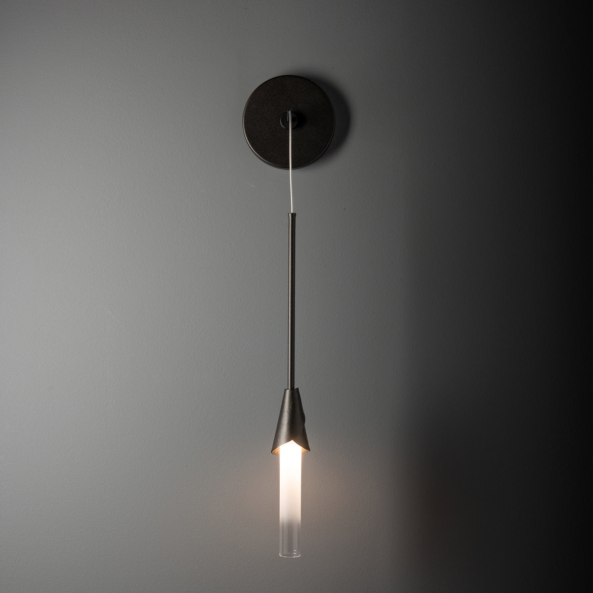 Hubbardton Forge - 201066-SKT-14-WC0821 - Lilium 1-Light Sconce - Lilium - Oil Rubbed Bronze