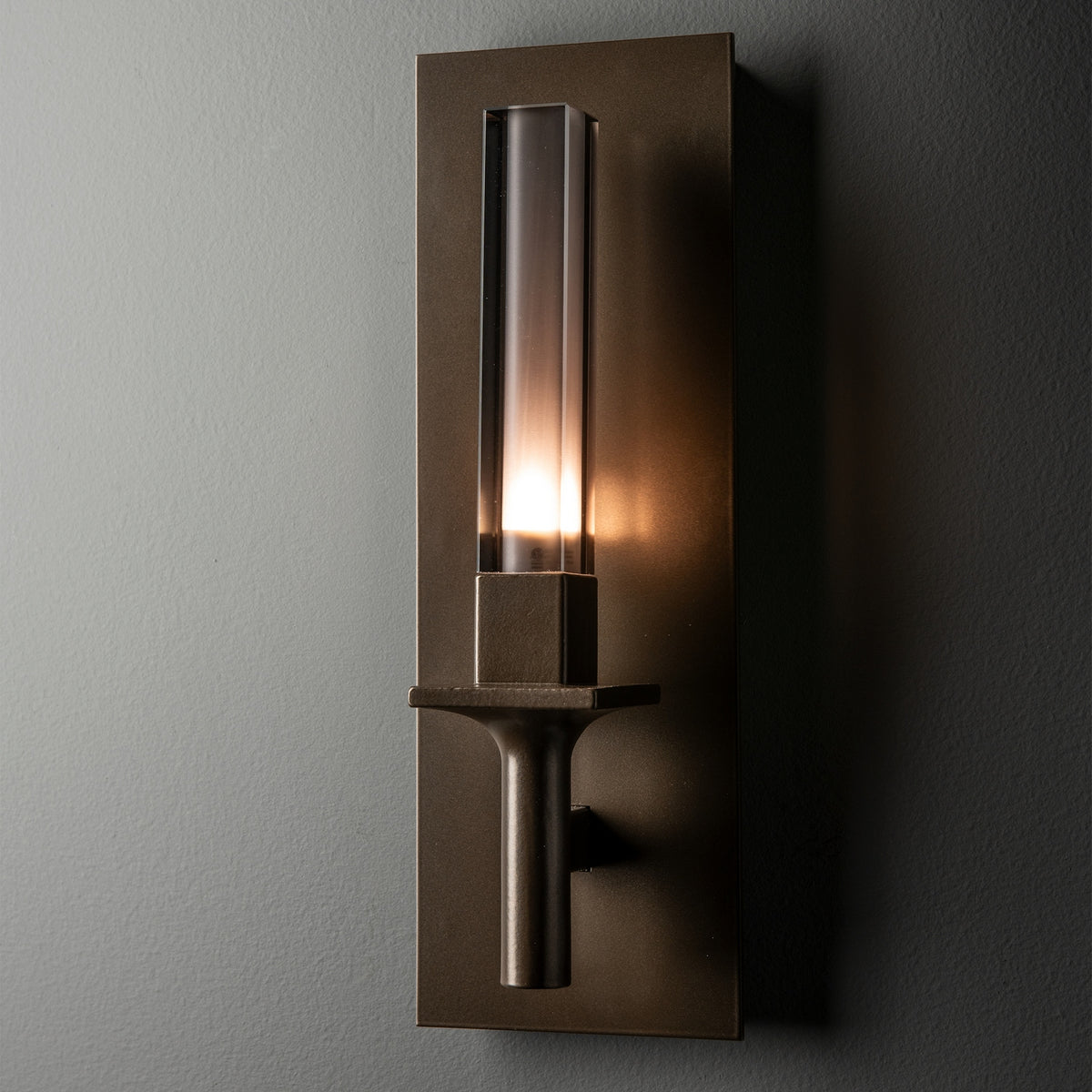 Hubbardton Forge - 201083-SKT-05-PS0886 - Windsor 1-Light Sconce - Windsor - Bronze