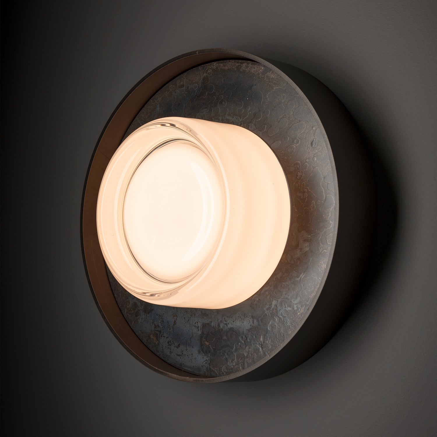 Hubbardton Forge - 201085-LED-07-44-ZM0875 - Focal Large Sconce/Flush Mount - Focal - Dark Smoke