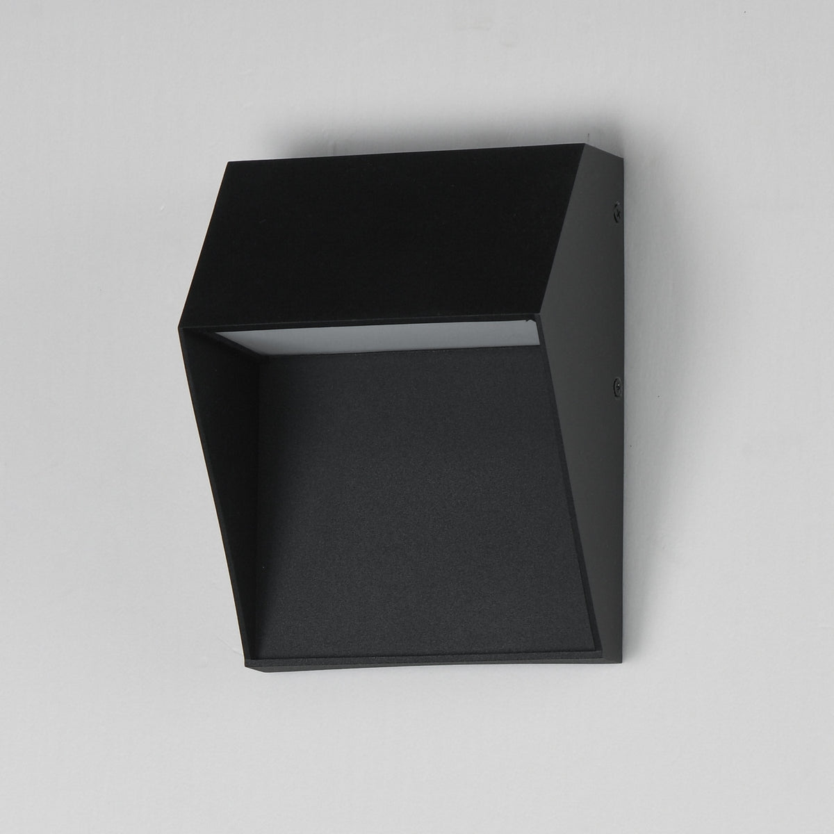 Maxim - 42132BK - LED Outdoor Wall Sconce - Cliffsedge VX - Black