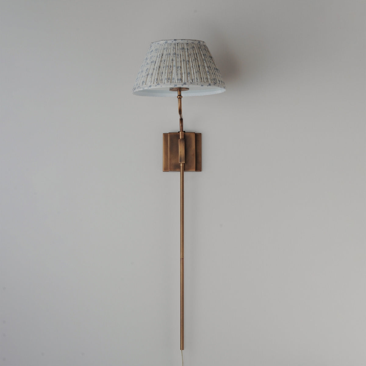 Maxim - 18410BWWBR - One Light Wall Sconce - Dunbridge - Weathered Brass