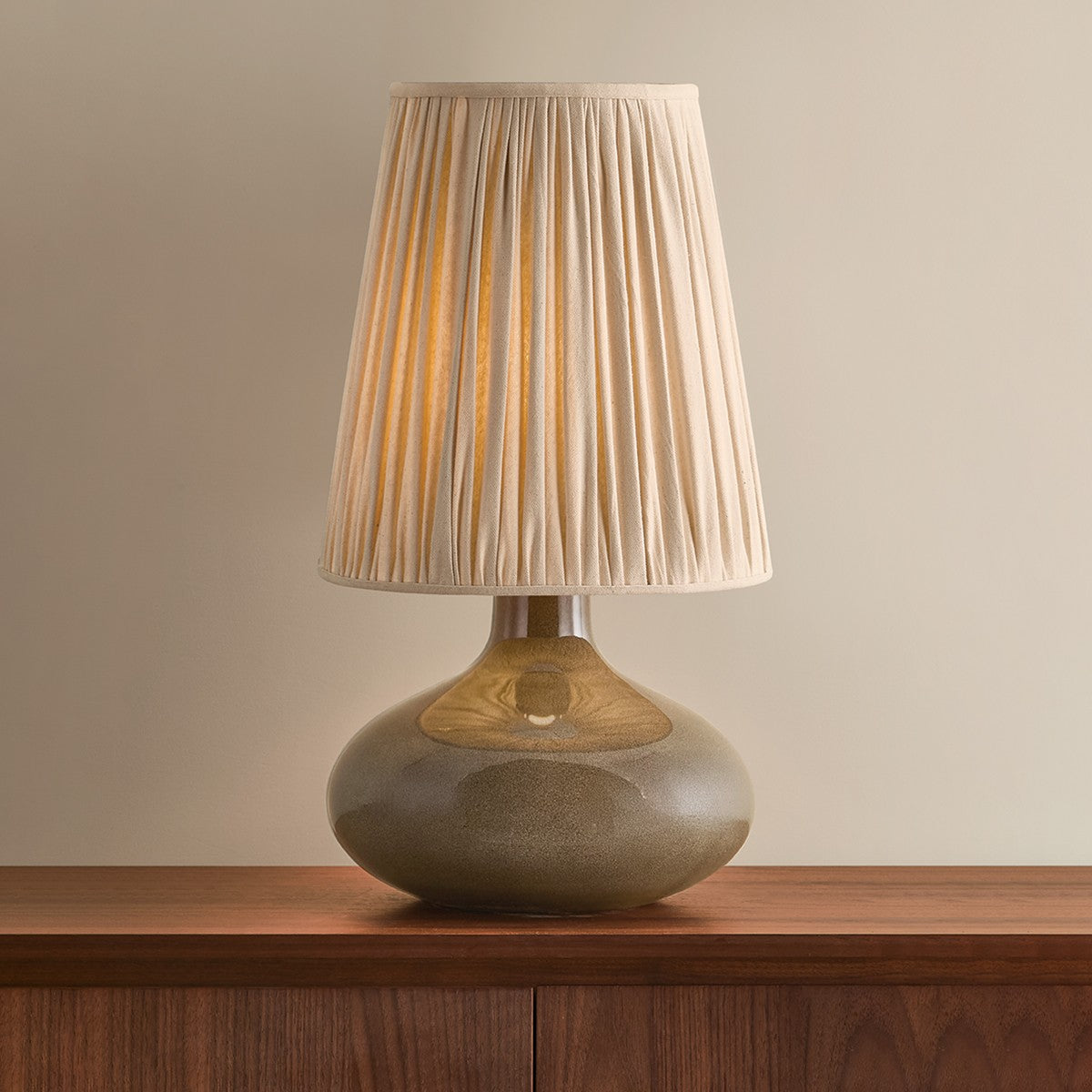 Mitzi - HL1000201-AGB/CML - One Light Table Lamp - Clementine - Aged Brass