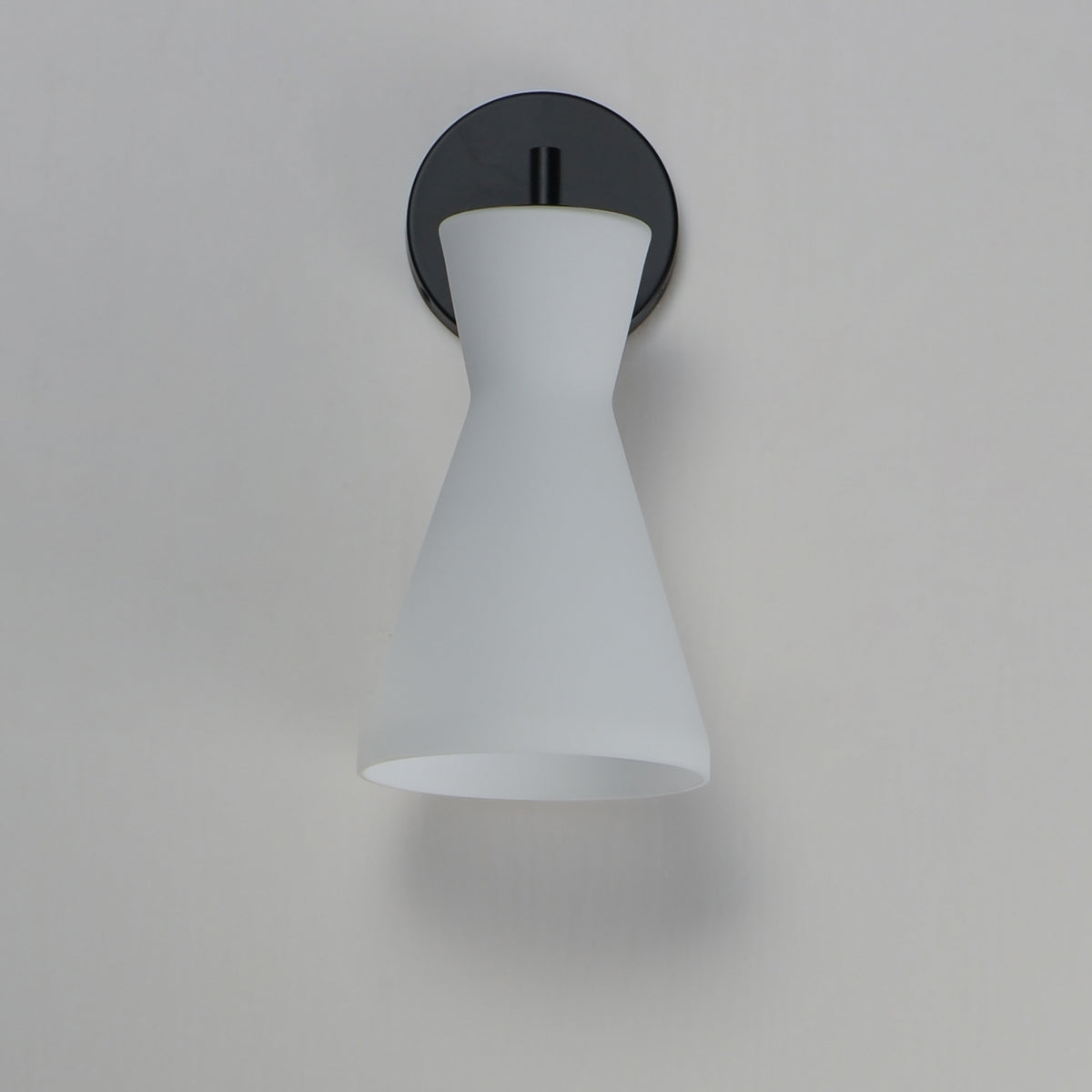 Sinch Wall Sconce