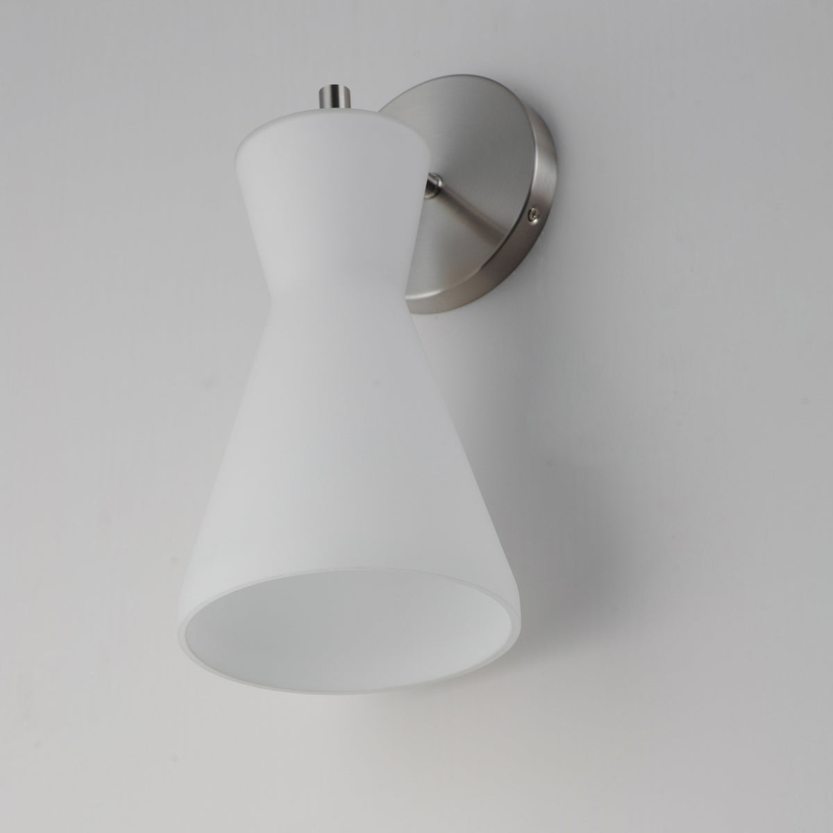 Sinch Wall Sconce