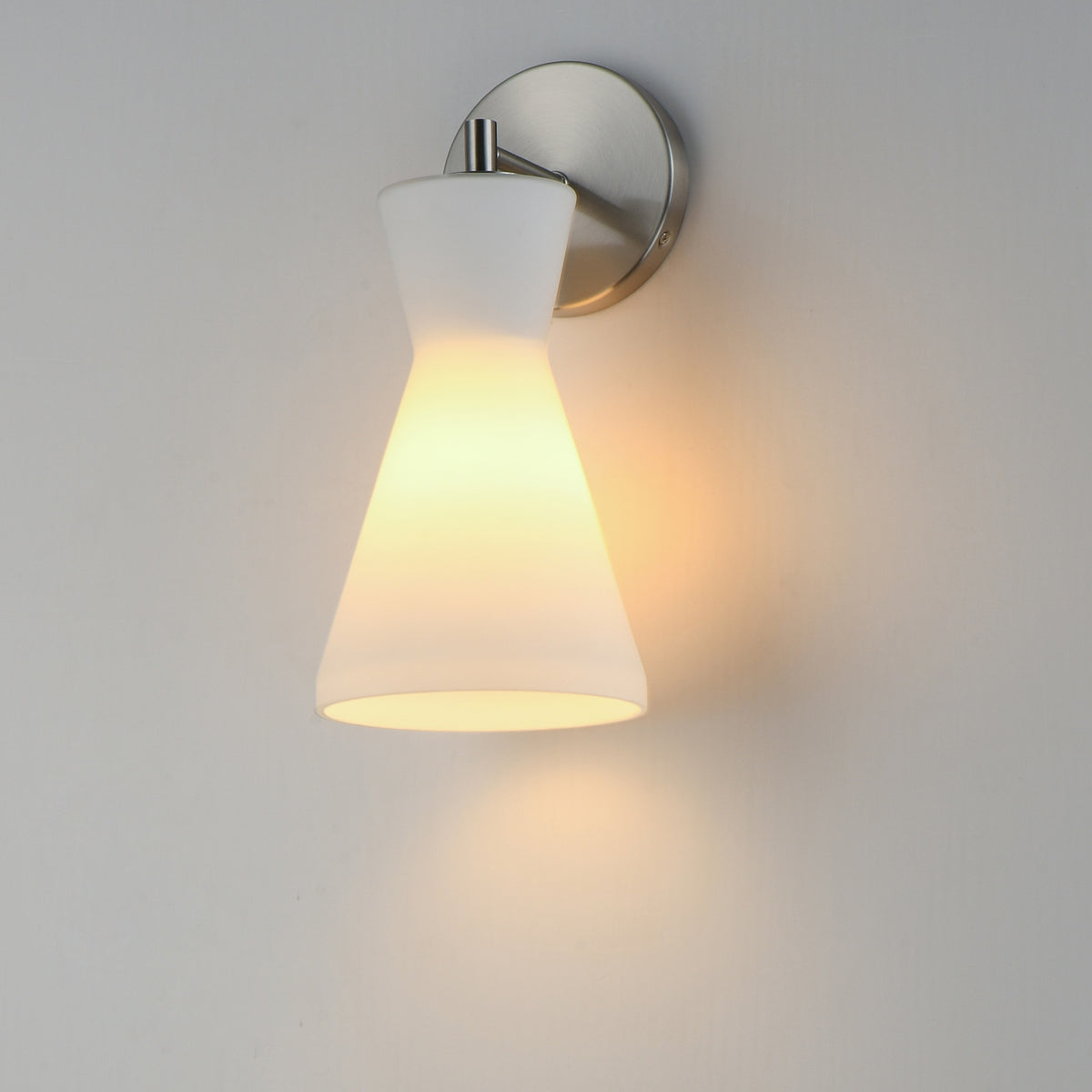 Sinch Wall Sconce