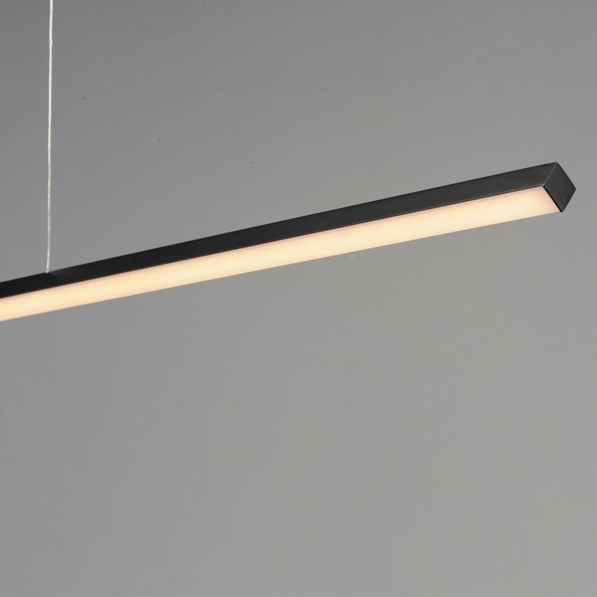 ET2 - E21370-BK - LED Linear Pendant - Hover - Black