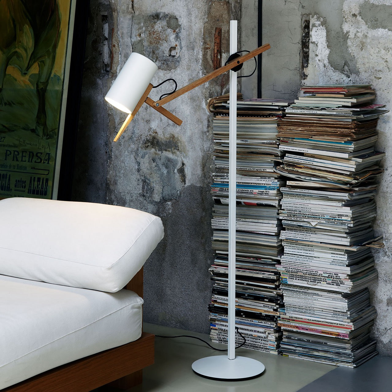 Scantling P73 Floor Lamp