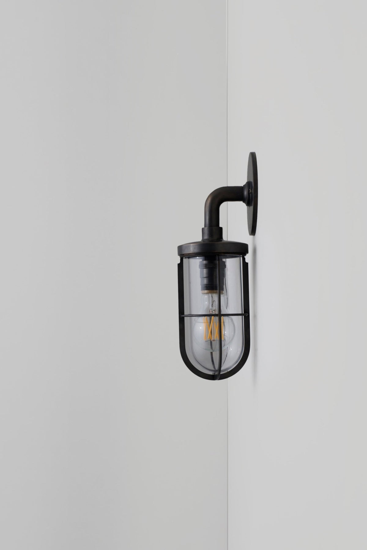 Original BTC - Weatherproof Ship's Well Glass Wall Light 7207