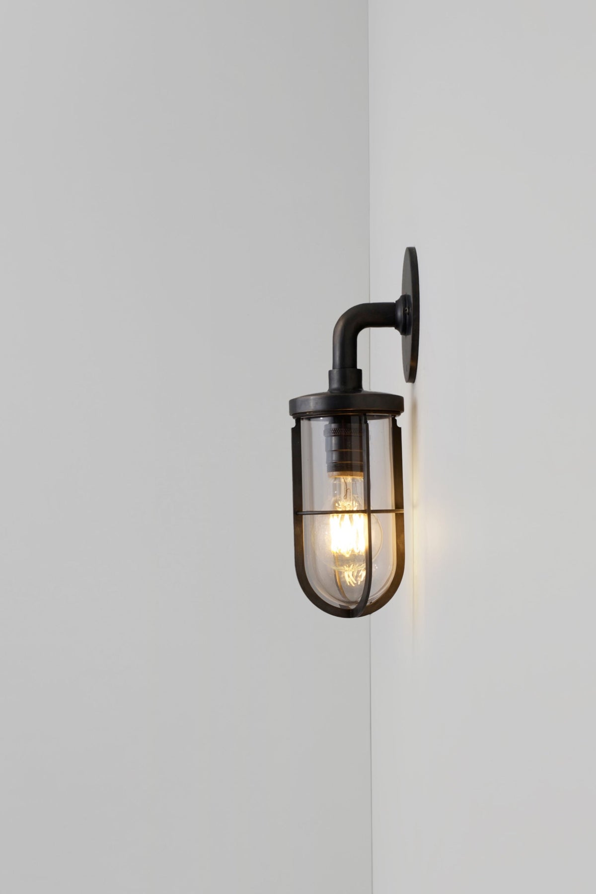 Original BTC - Weatherproof Ship's Well Glass Wall Light 7207