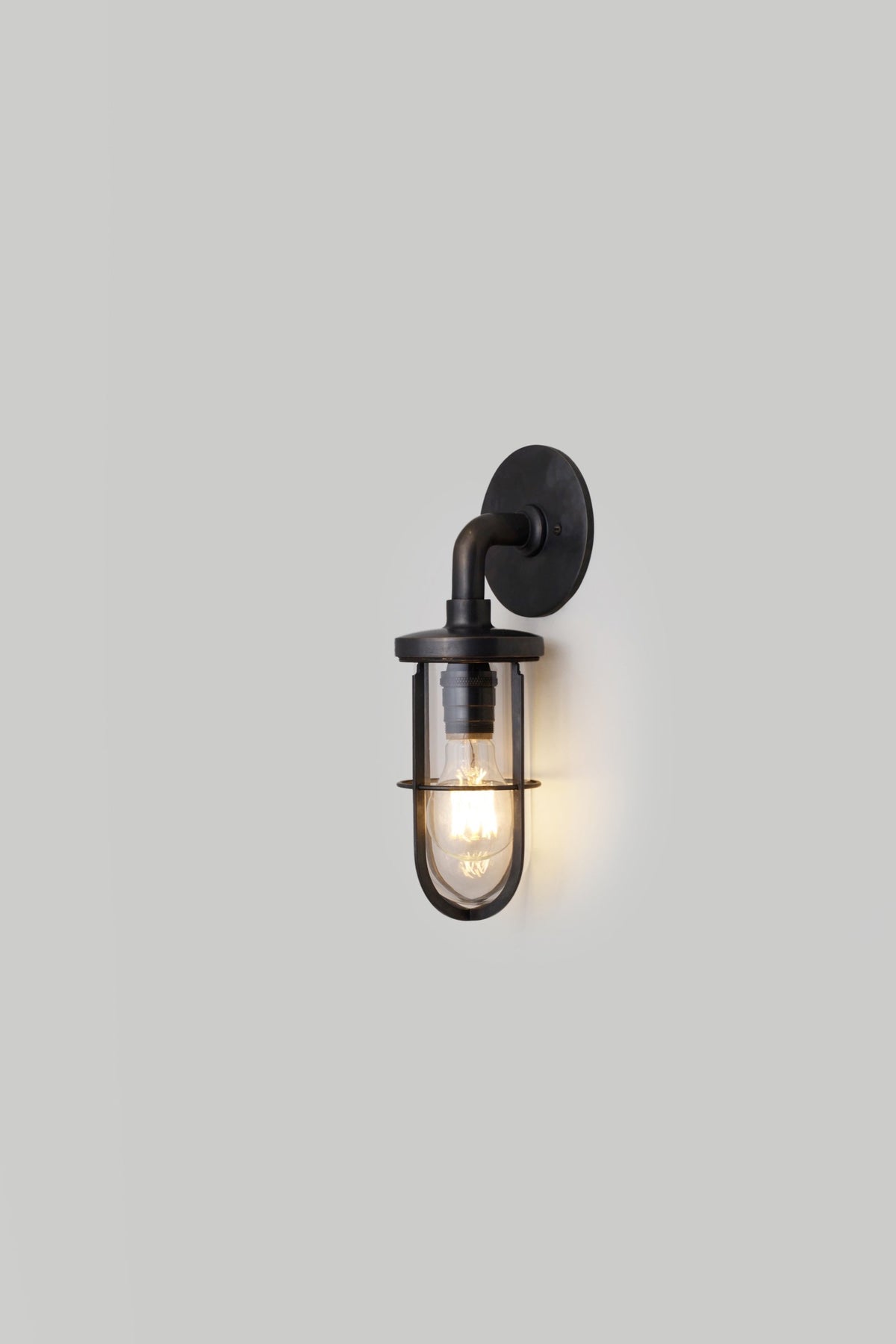 Original BTC - Weatherproof Ship's Well Glass Wall Light 7207