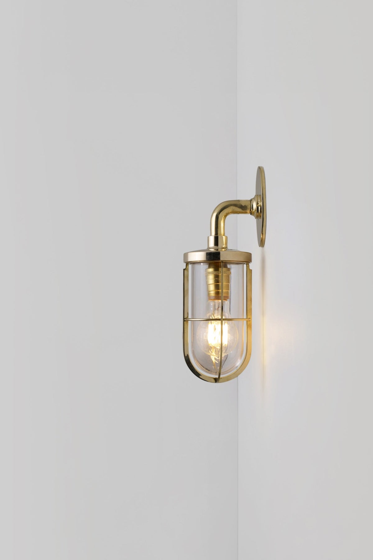 Original BTC - Weatherproof Ship's Well Glass Wall Light 7207
