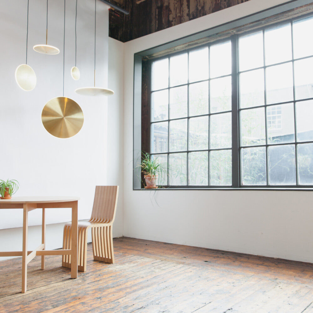 Chrona Dish Vertical Pendant Light