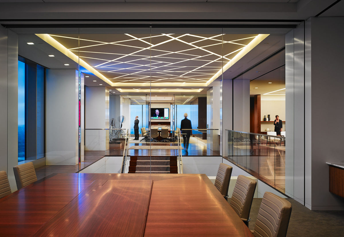 Showcasing recessed linear lighting