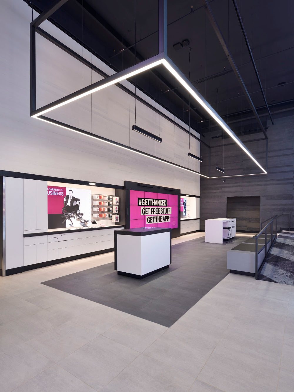 Showcasing suspended linear lighting