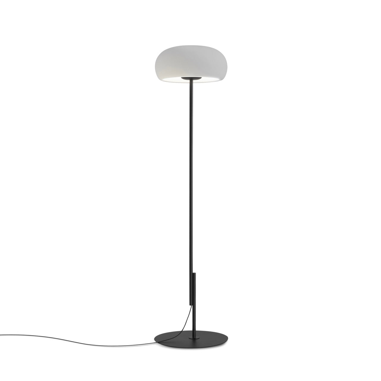 Vetra P Floor Lamp