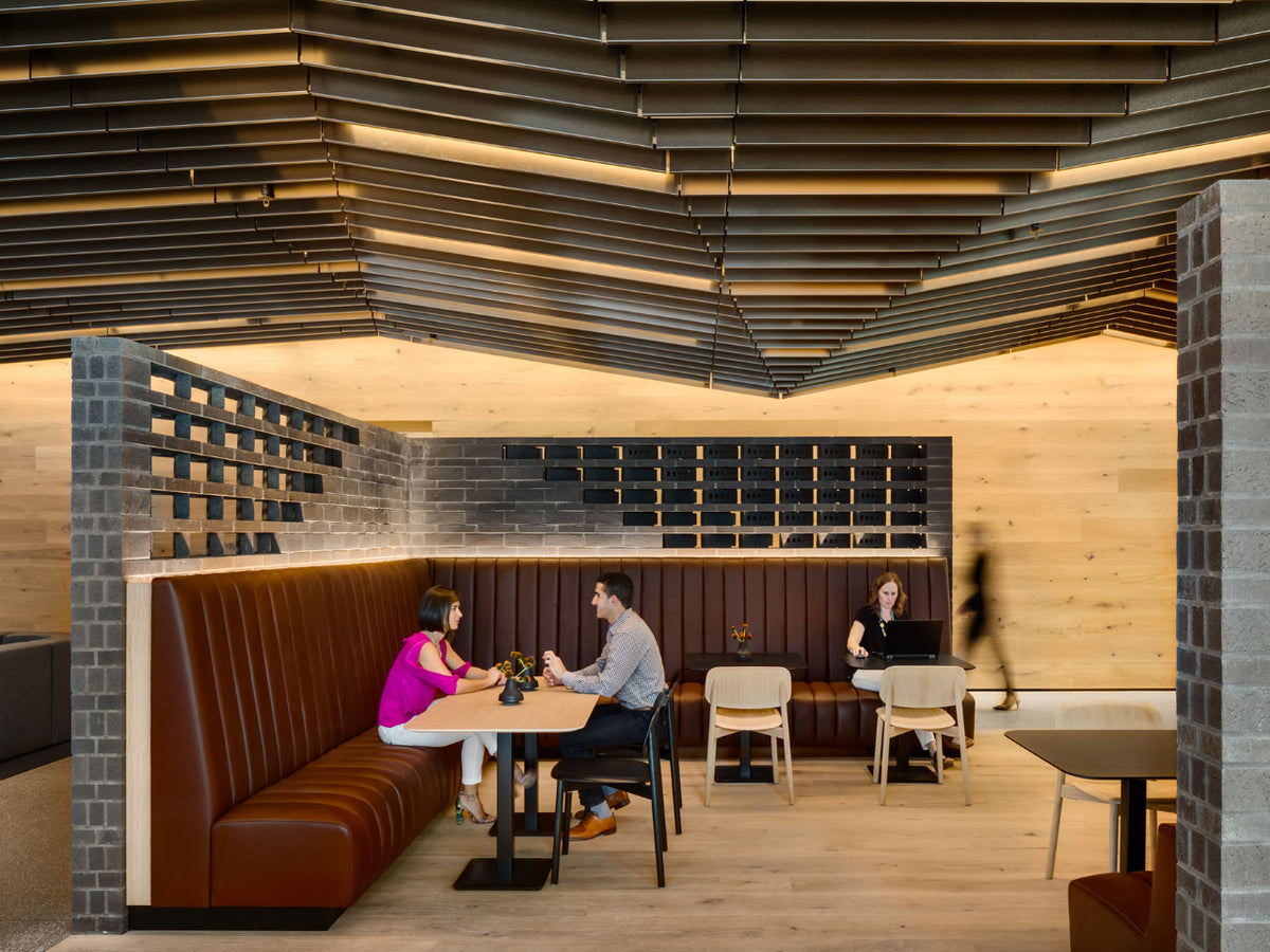 Wall-wash architectural lighting